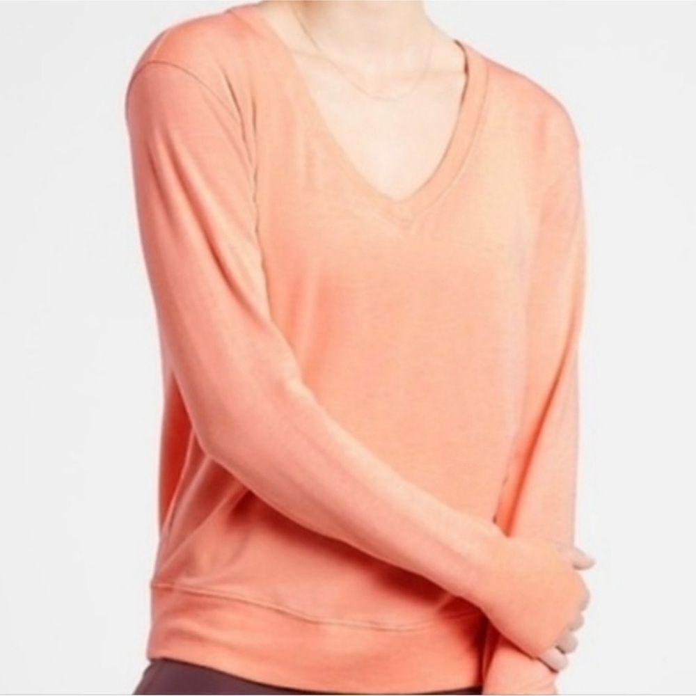 ATHLETA Sunrise V-Neck Sweatshirt Peach Orange Women’s Size Large
